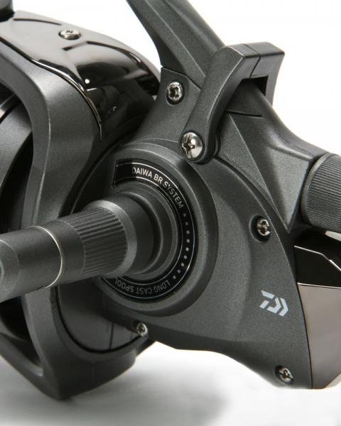DAIWA CROSS CAST 4個セット 5500×2、5000×2 ダイワ クロスキャスト 5000 - 釣具のポイント 【公式